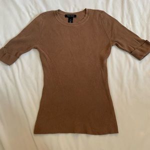 WHBM short sleeve light brown pullover sweater